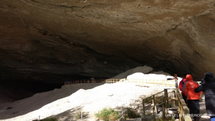 Cueva de milodón - chile
