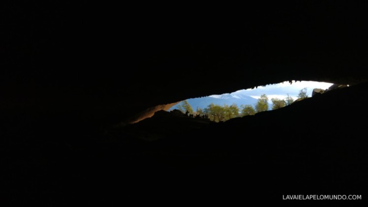 Cueva de milodón - chile