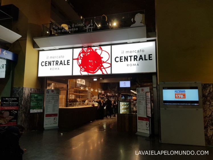 entrada do Mercato Centrale em roma
