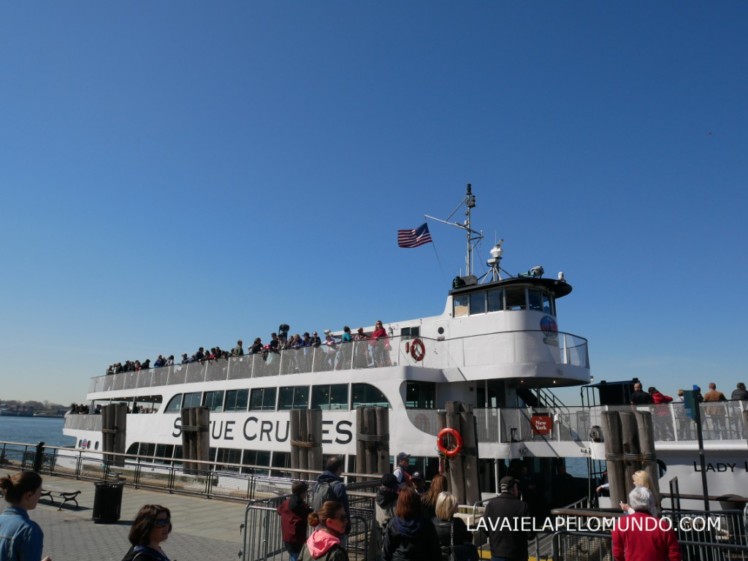 Ferry Statue Cruises a partir do Bryant Park